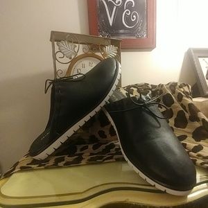 Leather Street Slides